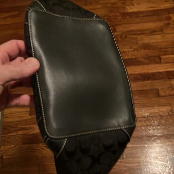 Black Coach Bag - Picture 5 of 10